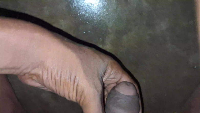 Super porn studio: India en masturbación con polla negra