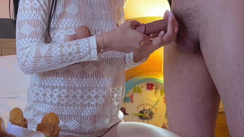 Ignoring Handjobs: Hot brunette just loves playing with balls and precum from...