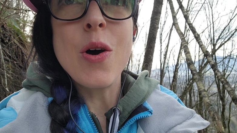 Nerdy_faery: Faery la ringarde fait pipi