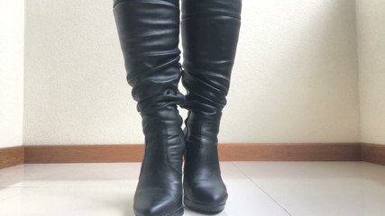 Mistress Hotwife Venus: joote varchasv. maalkin hotvaiph vinas.