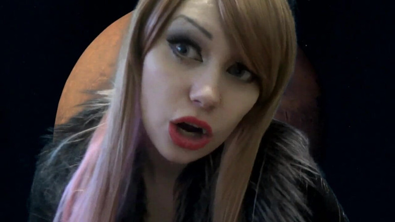 Goddess Misha Goldy: Sexy böser vampir raucht und redet mit dir!