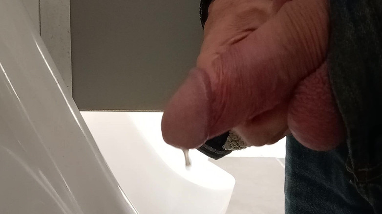 Rockardglans: Perkhidmatan Rockardglans kencing dan pancut