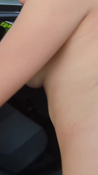 มุมมอง POV: หลังเดทเสร็จ โดนเย็ดแรง ๆ ข้างนอก รถเย็ด (อิตาเลียนมือสมัครเล่น)