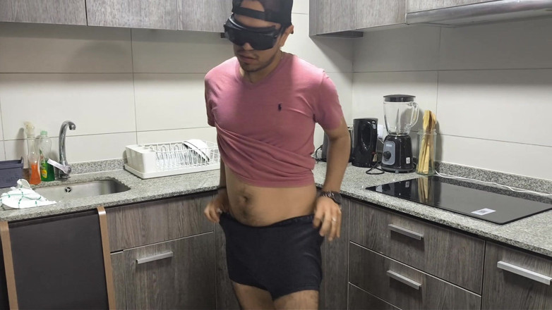 Riderqueen: Video untuk peminat, ibu tiri dan dapur panasnya.