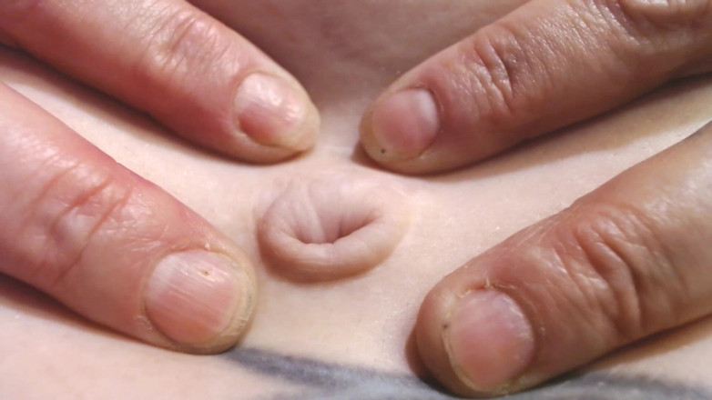 Abby Anna: Yakın çekim gırtlağına kadar