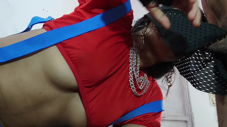 Desi stepfamily: 19 Years Old Super Hot Girl Beautiful Sucking