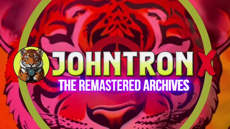 John Tron X: ジョントロンクス - メガネをかけたホットで飽くなき女の子、私のチンコが大好き!