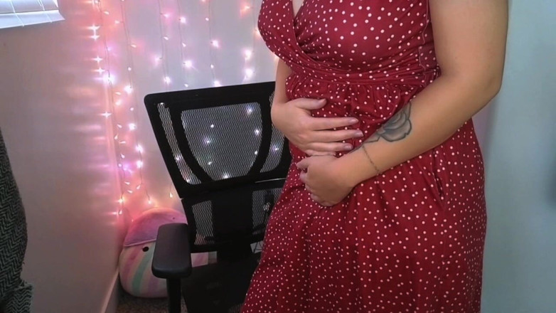 Cassie Curves: Un extraterrestre me dejó embarazada