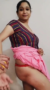Sexy bhabhi podvádí manžela pro její devar velký péro, jízda na pornu v hindštině