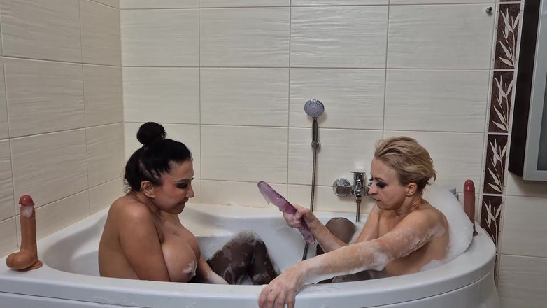 Wanilianna: पैपिलॉन के साथ पेशाब करना