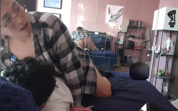 Lymph Guy: Tati află băieții cu dizabilități sunt excitați ca naiba