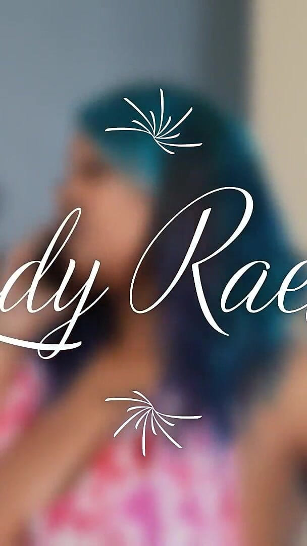 Lady Rae: Chỉ là cái đầu ướt ẫm và hậu môn sung sướng