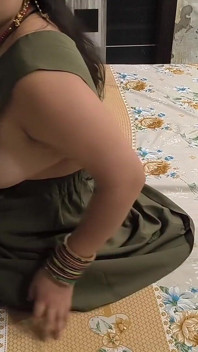 Step Daughter Seduced Her Step Dad to Fuck Her Pink Pussy