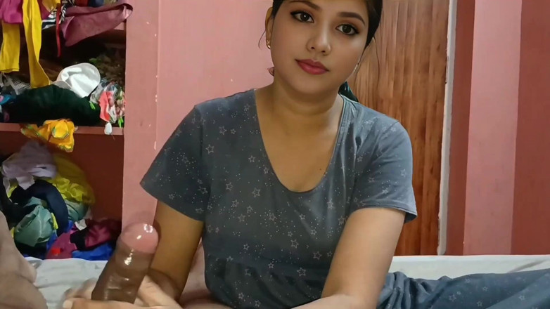 Desisexqueen: Soție indiancă frumoasă calmează soțul furios cu masaj