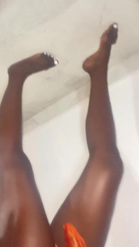 Hot Slim Thick African Ebony Oiled Perky Tits Sexy Dance