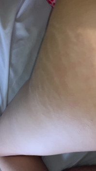 모텔에서 여친의 엉덩이를 먹다
