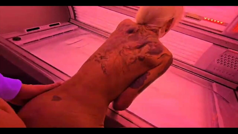 Skully inkson: Vui vẻ trong một mặt trời