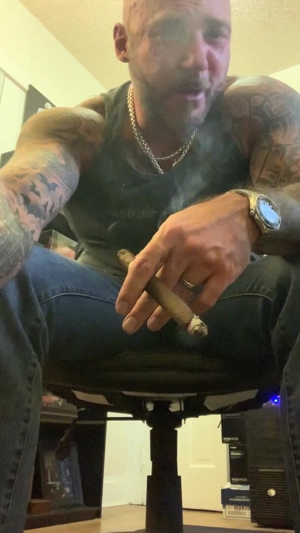 MasculineJason - Jason Collins: Foot Master Domination and JOI and Cigar!