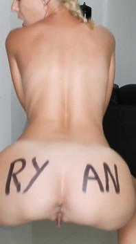 Do You Want Me Write Your Name on My Petite Ass While Doing Squats?
