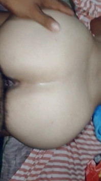 Antony... Weekend la futai cu o tânără sexy cu fundul mare...