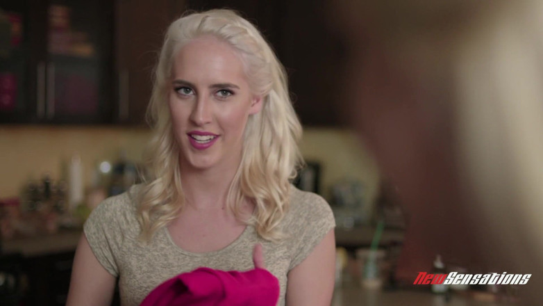 Girl Girl XXX: First date