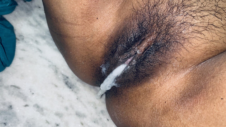 NeelamBhabhi: 보지에 정액을 떨어뜨리는 인도 바비 섹스