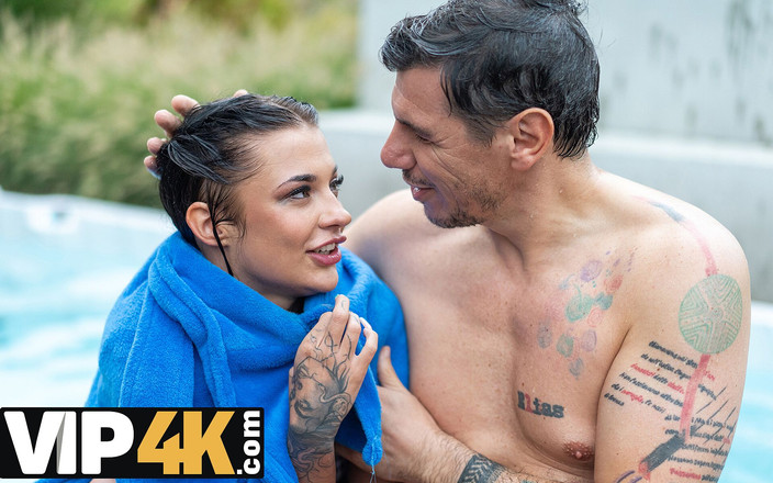 VIP 4K: Niechlujny basen nieskończoności