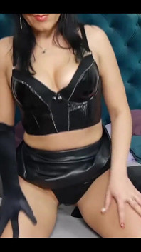 Milfycalla ep 108 catwoman fışkırtmalı sürtük, milfycalla ince vücutlu muhteşem tipli bir kadın. Kız bozunuyor