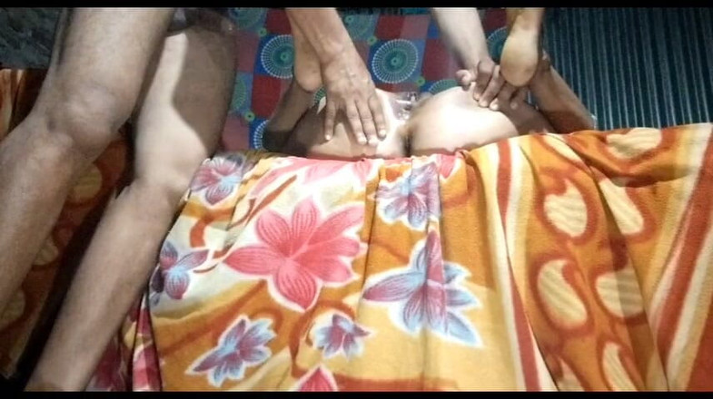 Kumari1996: Pantat bahenol tante seksi india ini dientot habis-habisan sama kontol...