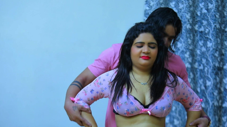 Triflicks: Husband Went to Office Wife Enjoy with Gym Guy