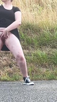 Outdoor Female Exhibitionist: Hitchhiking Flash
