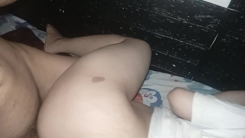 Famly sex: Futai cu un înger asiatic alb