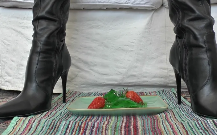 Lady Victoria Valente: Smoking Mistress and Green Dessert From Boot Soles, POV Clip,...