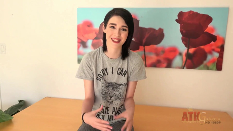 ATKIngdom Fans: Chatto con Ivy Aura