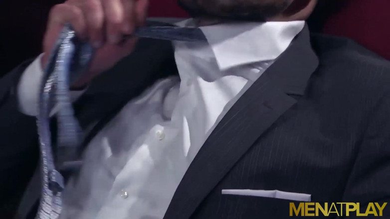 MenAtPlay: MENATPLAY - il muscoloso Ivan gregory viene inculato da Viktor Rom