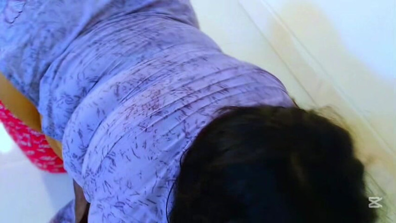 Aria Mia: Трахаю красивую горячую горничную в отеле