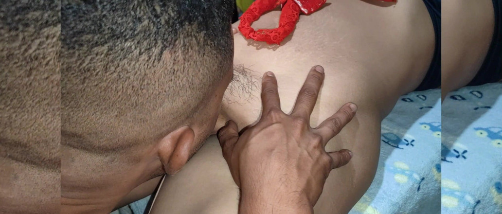 Marys: Adik tiri saya Chica dengan pepeknya penuh dengan air mani!...