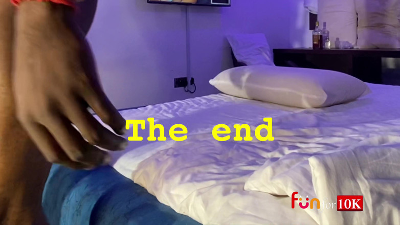 Funfor10k gay videos: 屁股真好，导演不得不加入并生气地操我