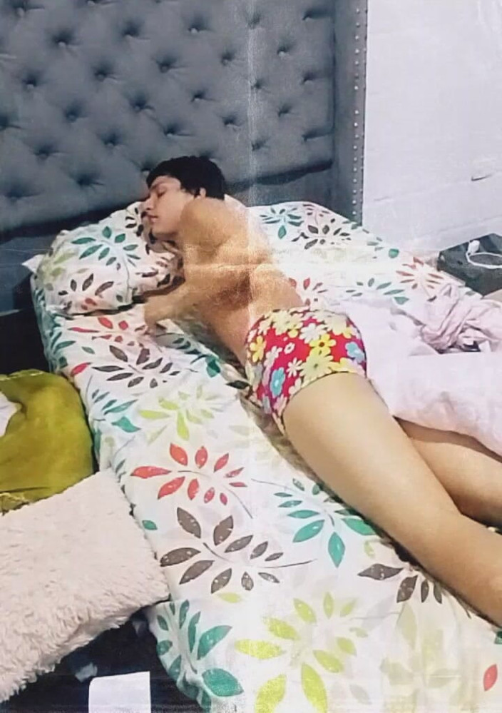 femboyass469: Vídeo Antigo, Alguém Me Grava Nu E Meu Pau Fica...