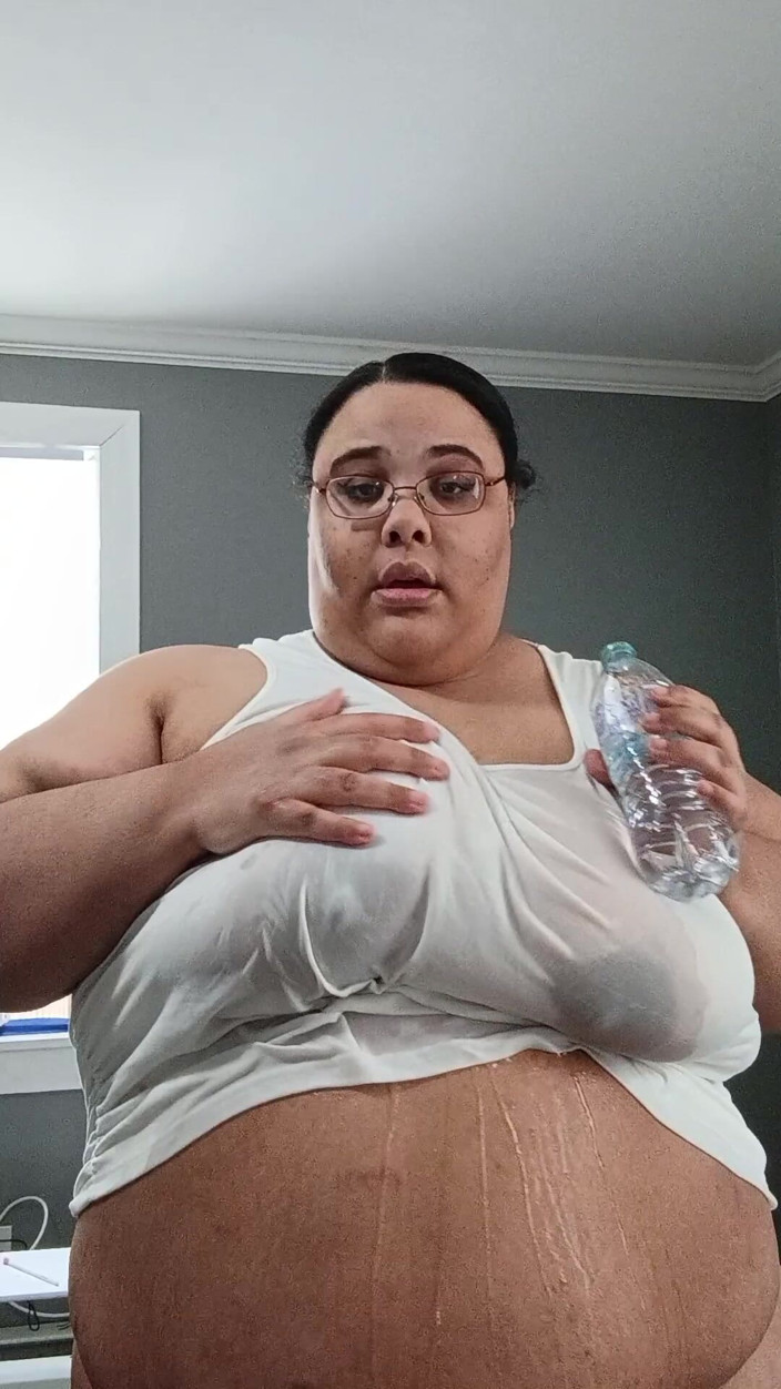 Jessica pigslut: Natte tieten