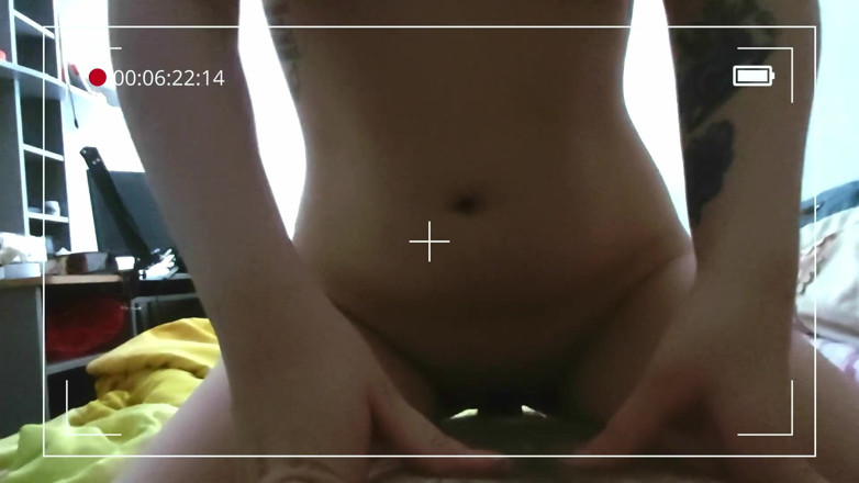 Furiyssh: Nastříkala si kundičku během ranního sexu