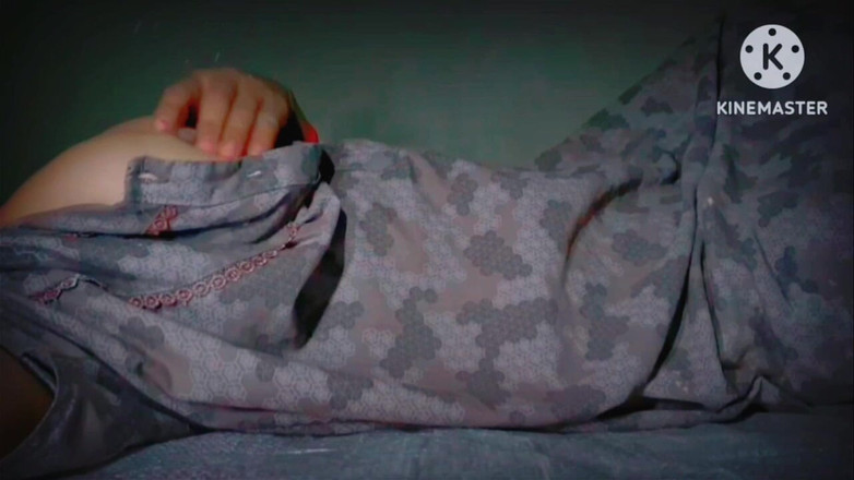 TricolorMusic3: Velmi žhavý sexy Surat Bhabhi je žhavé krásné sexy video, které vám...