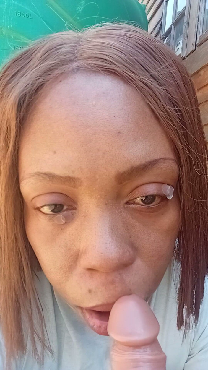 AnalEbony: Face Fetish, Lip Ferish, Extreme Close-up Countdown to Cum.