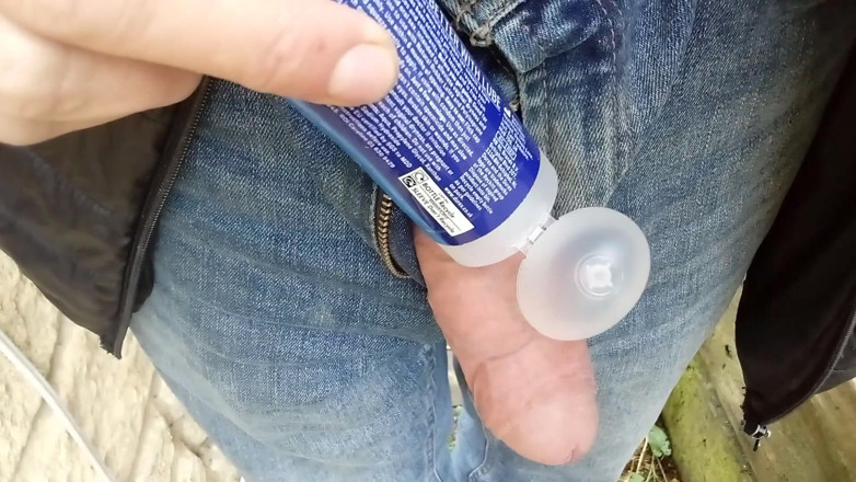 Rockardglans: Outdoor lunch time lubed cock masturbation, Rockard Stepdaddy