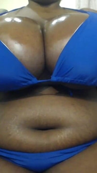SSBBW Pussyplay and Thick Feet Fetish