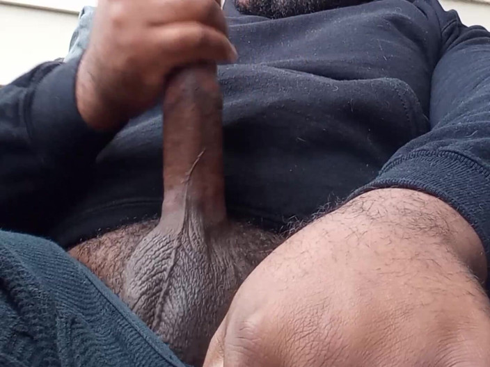 Eddie Venezuela: Branlette au balcon et éjaculation