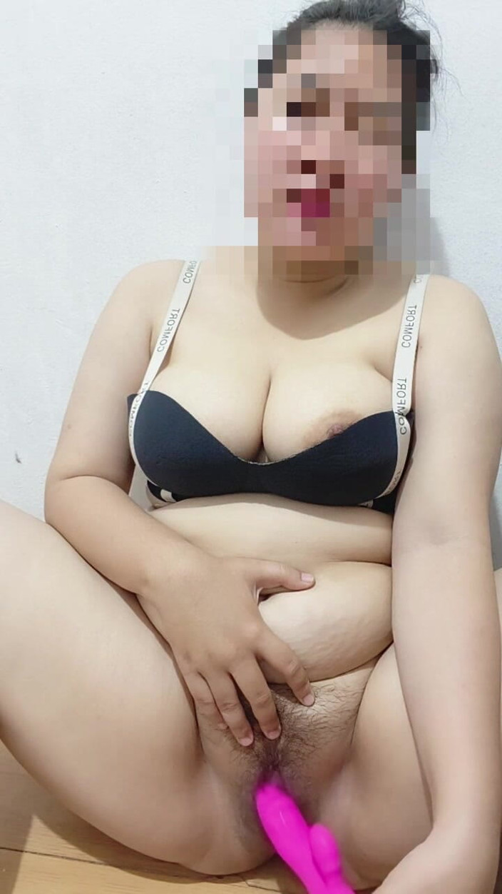 Vaginabig88: 음란한 창녀인 Jane
