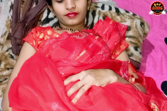 BadAim6: 热辣的印度德西哥被丈夫的老板留下