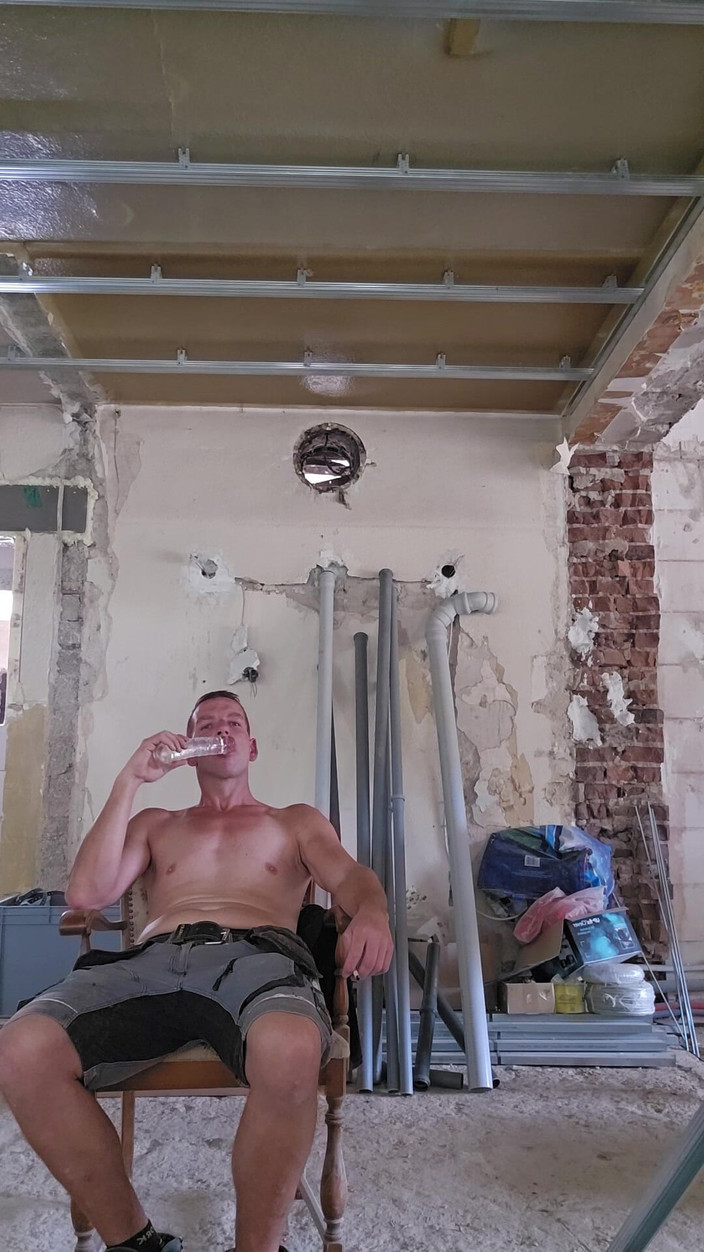 Chris_snoopy_91: Ik krijg het op het werk en neuk mezelf met...