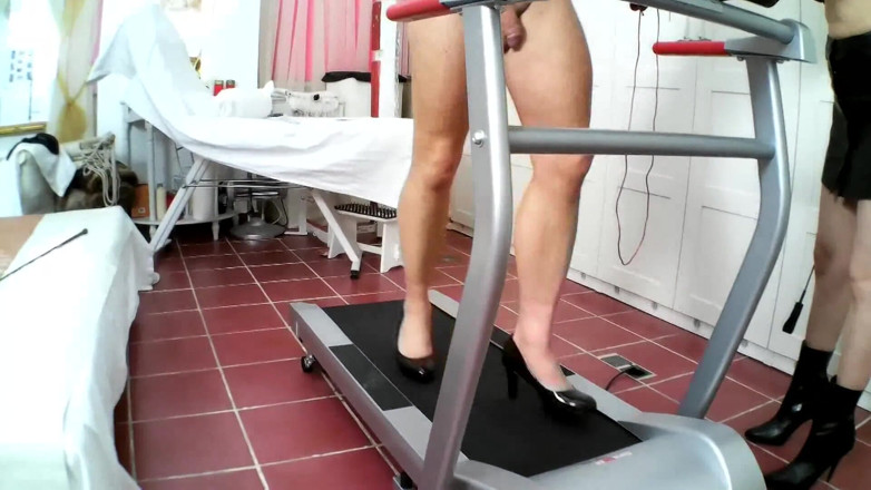 Femdom Austria: Treadmill terror in high heels for slave Bobby!